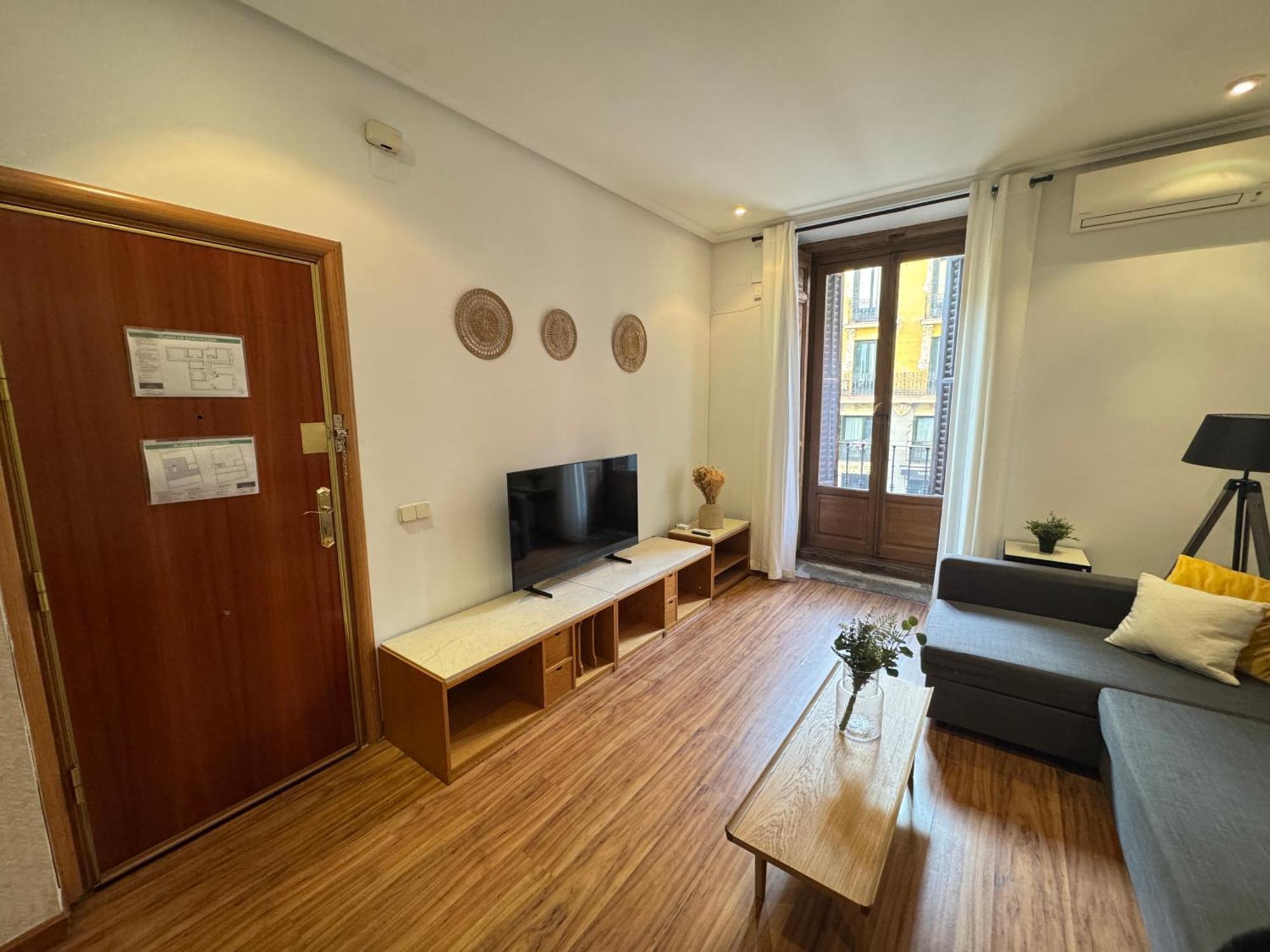 Apartamento A Dos Pasos De La Plaza Mayor Madrid Kültér fotó