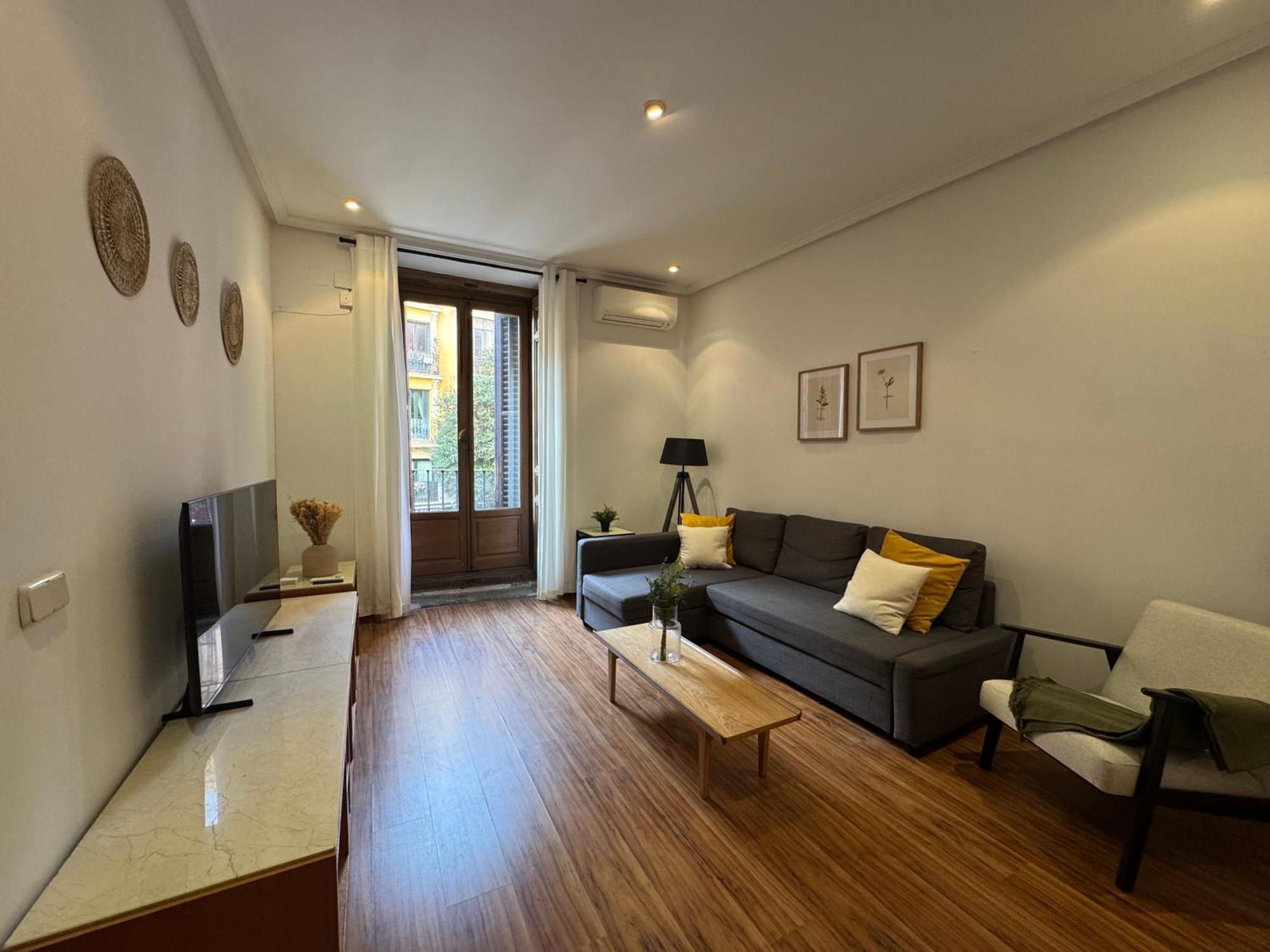 Apartamento A Dos Pasos De La Plaza Mayor Madrid Kültér fotó